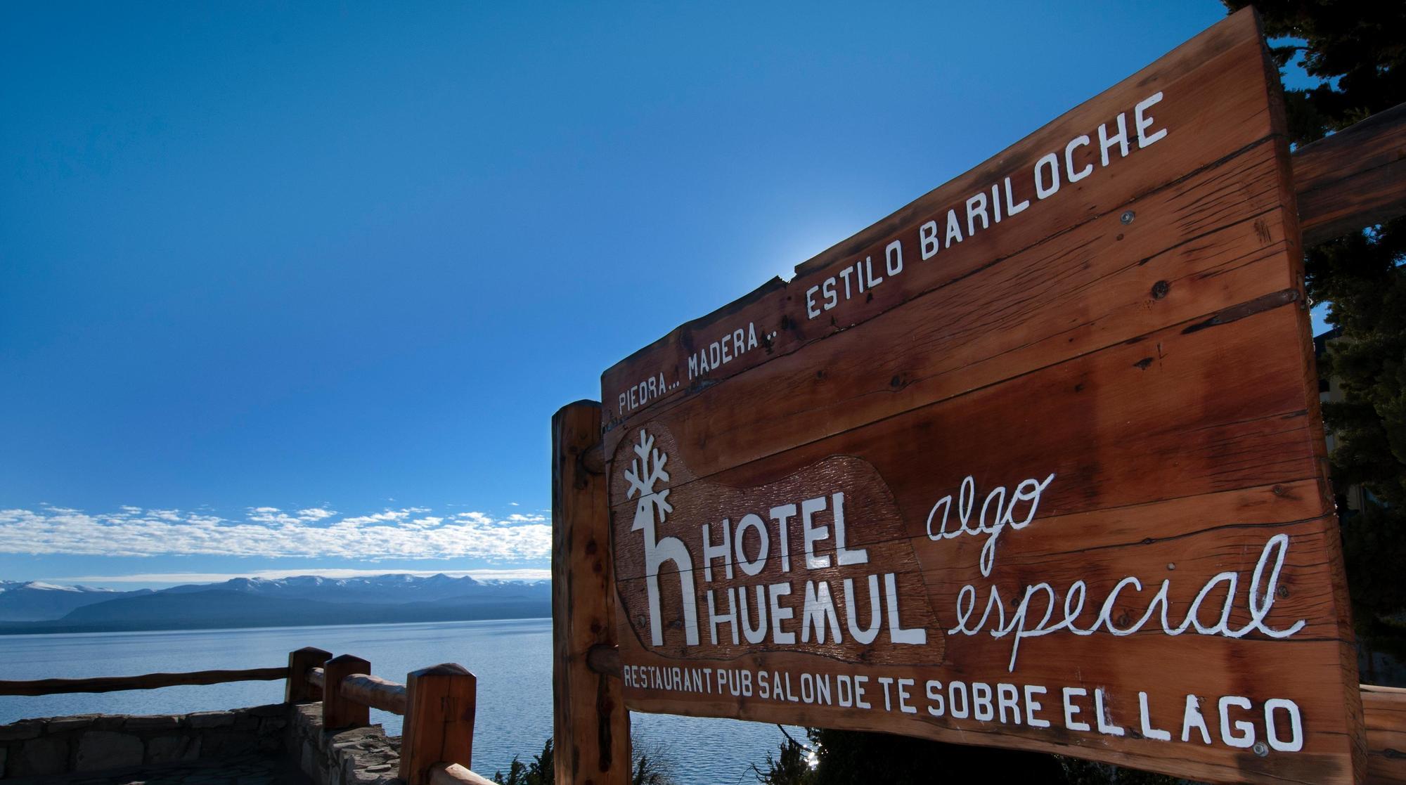 Hotel Huemul San Carlos de Bariloche Exterior photo