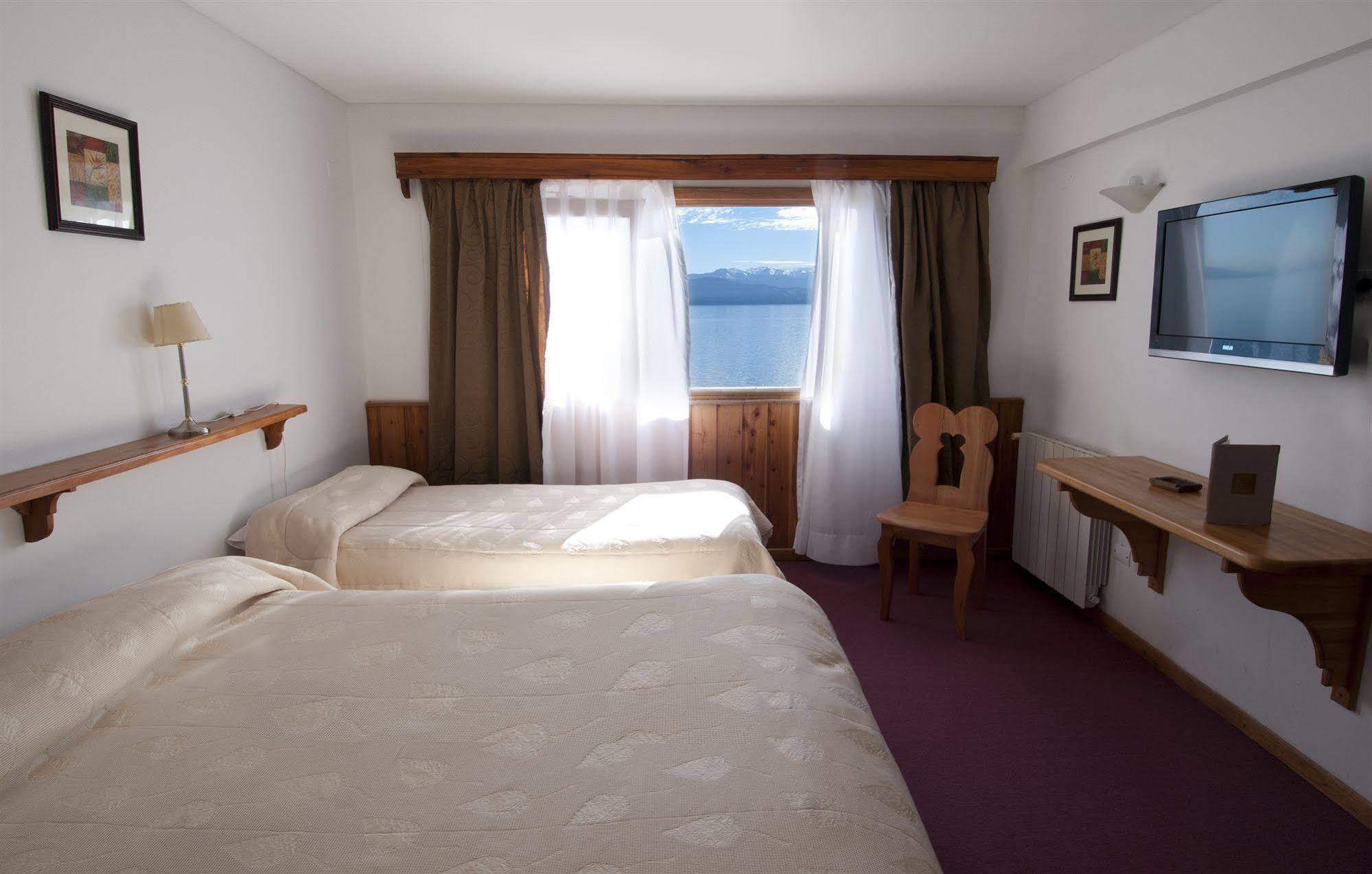 Hotel Huemul San Carlos de Bariloche Exterior photo